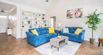 Halcyon Oasis-POOL+Dog Friendly/Close to Eastchase