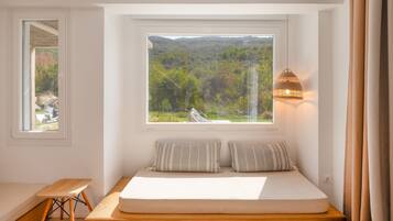 2 slaapkamers, een strijkplank/strijkijzer, gratis wifi, beddengoed