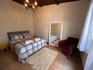 2 chambres, bureau, accès au Wi-Fi (inclus), literie fournie