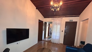 تلفزيون ذكي، كُتُب، ستيريو
