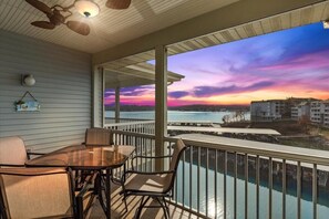 Outdoor dining - Stunning Main Channel Views, Screened Deck, & Pool (Lake Ozark)