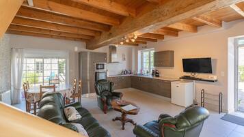 TV, DVD player, table tennis