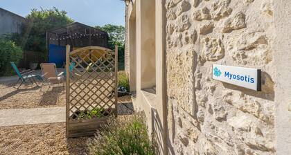 Holiday Home 'Myosotis' with Shared Pool, Private Terrace and Wi-Fi