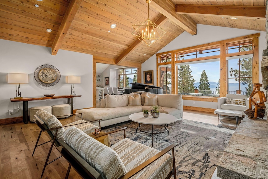 597 Fallen Leaf | 5br/5.5ba Incline Village | Lake Views, Hot Tub & Game Room - Carson City, NV