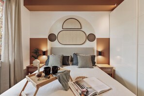 3 chambres, fer et planche à repasser, Wi-Fi, draps fournis