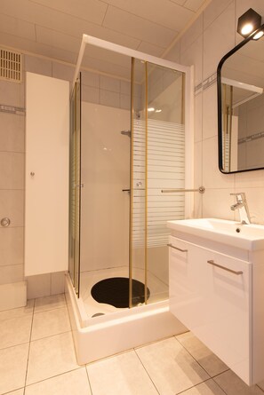 Bathroom - Apartment With Frontal sea View in Ostend (Ostend)