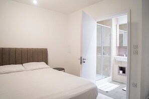 2 chambres, fer et planche à repasser, Wi-Fi, literie fournie