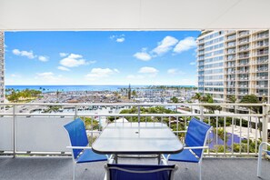 Apartment, 2 Bedrooms, Kitchen, Ocean View | Veranda