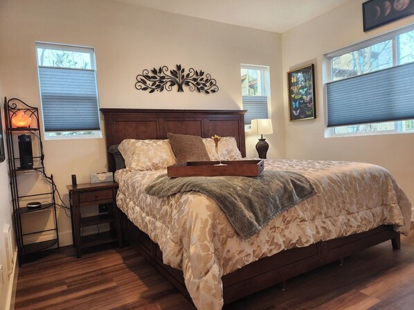 2 bedrooms, WiFi, bed sheets