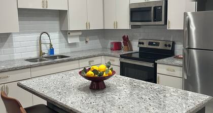 Gorgeous 3 Bd/ 2 Bth Apartment in San Juan