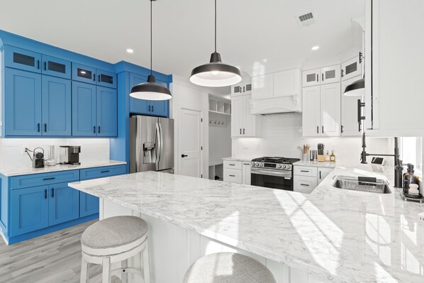 Fridge, microwave, oven, stovetop - Unlimited Ocean Views 5 BR 5 Bath Beach Block (Seaside Heights)