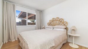 3 bedrooms, Internet, bed sheets - Sandscape Rye Retreat (Rye)