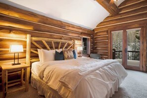 4 habitaciones, tabla de planchar con plancha, cuna de viaje y wifi 