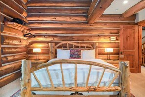 4 bedrooms, iron/ironing board, travel crib, WiFi