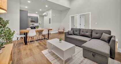 3Bd+65"TV+Crib+8 Min from DT CLE