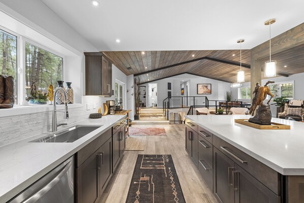 Microwave, oven, stovetop, dishwasher