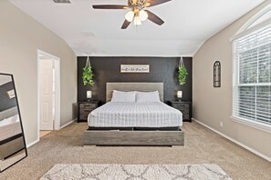 4 soveværelser, strygejern/strygebræt, Wi-Fi, sengetøj