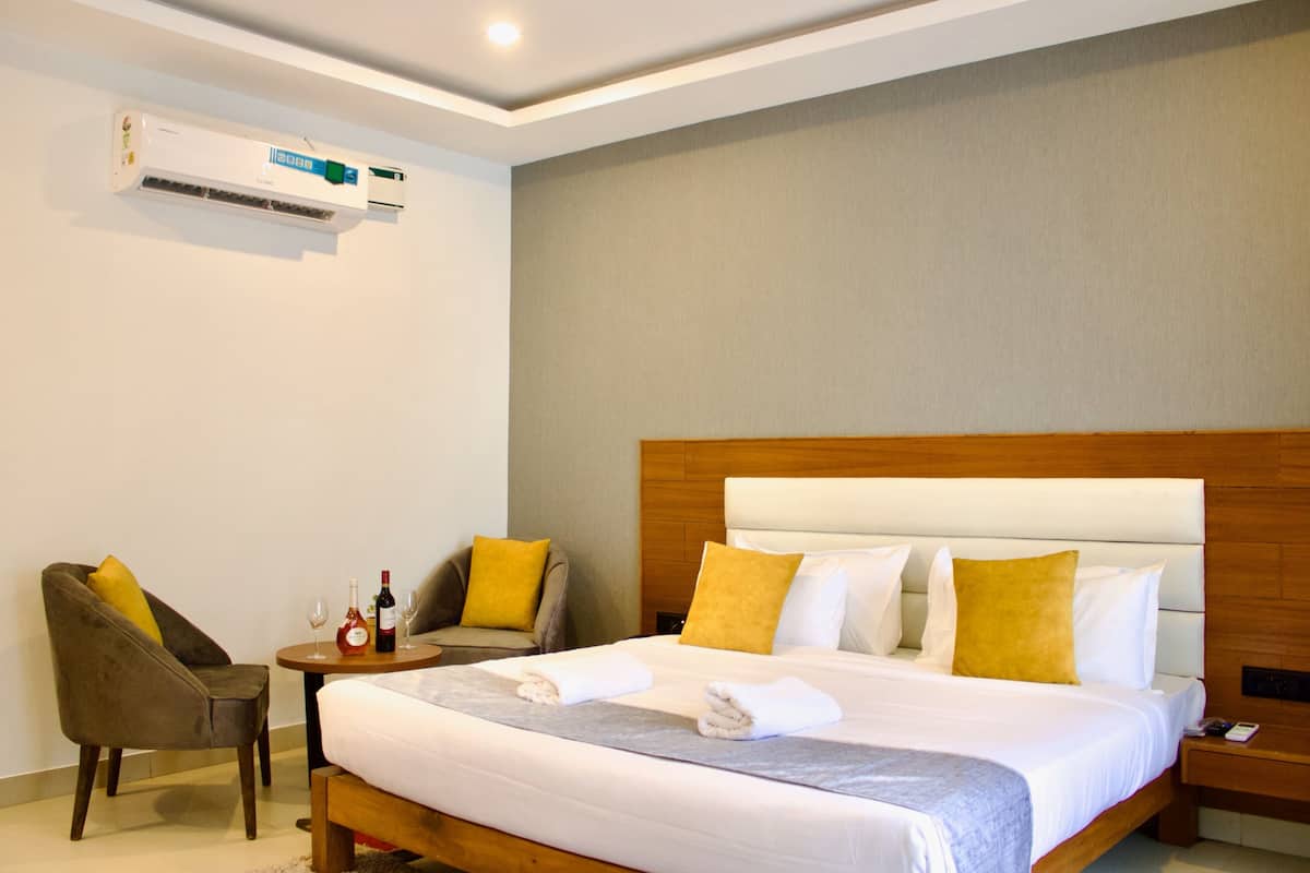 Premium Double Room, Pool View | Free WiFi