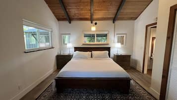 2 dormitorios, escritorio, tabla de planchar con plancha y wifi gratis