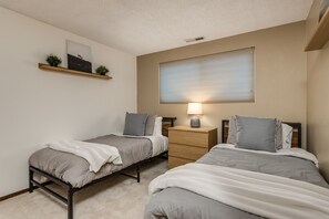 3 bedrooms, WiFi, bed sheets