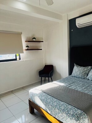 1 bedroom, free WiFi, bed sheets - Victoria BC (Puerto Vallarta)