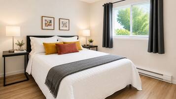 2 bedrooms, desk, iron/ironing board, free WiFi