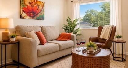 Comfy Retreat - Very Quiet - King Bed - Minutes to Kadlec Hospital & PNNL