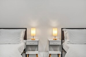 2 dormitorios, tabla de planchar con plancha, wifi y ropa de cama
