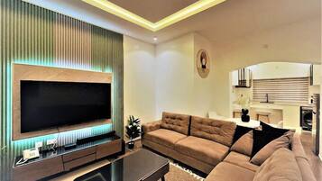 Economy Apartment, Balcony, City View | Living area