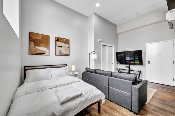 1 chambre, fer et planche à repasser, Wi-Fi, literie fournie