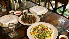 Free daily cooked-to-order breakfast
