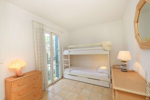 4 chambres, accès au Wi-Fi (inclus)