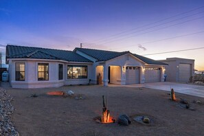 Exterior - Luxe Lake Havasu Retreat | (Lake Havasu City)