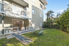 Family Apartment, Multiple Bedrooms (Riva's Garden Home) | Outdoor dining - Riva's Garden Home (Riva del Garda)