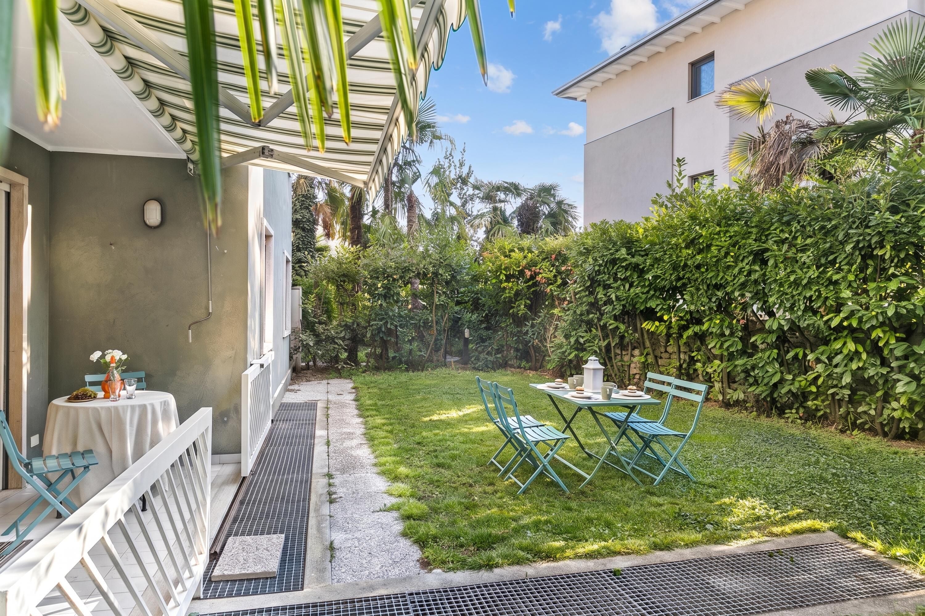 Family Apartment, 2 Bedrooms, Microwave (Riva's Garden Home) | Outdoor dining