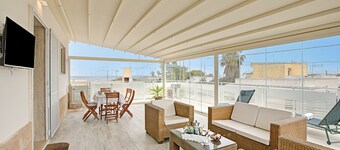 Villa Na' Lu' 2 With Sea View