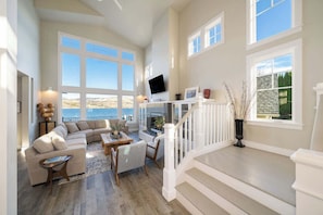 TV, fireplace, video games, books