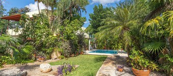 Delightful Family Retreat With Pool