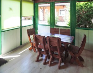 Classic House, 3 Bedrooms | Dining - Holiday Home in Kolczewo for 5 Persons (gmina Wolin)