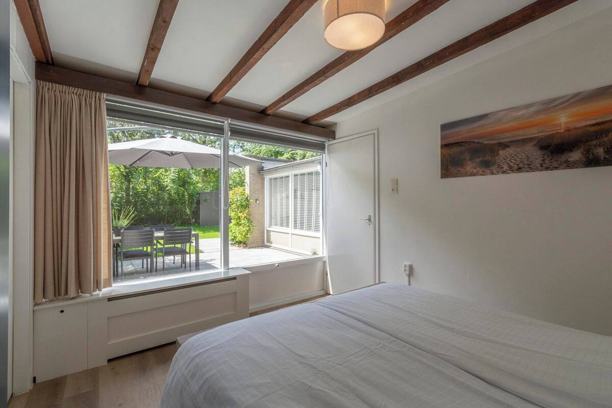 Bangalô clássico, 3 quartos | 16 quartos, individualmente mobiliados, roupa de cama