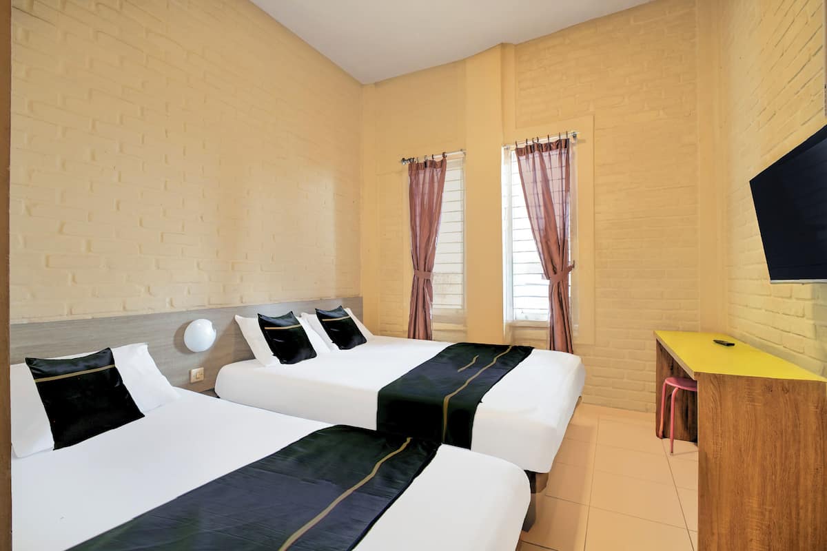 Family Suite | WiFi (free), bed sheets