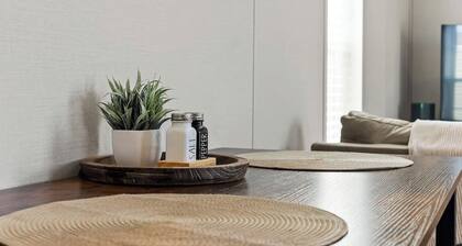 Charming 2BR Warren House