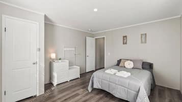 2 chambres, fer et planche Ă repasser, Wi-Fi gratuit, draps fournis