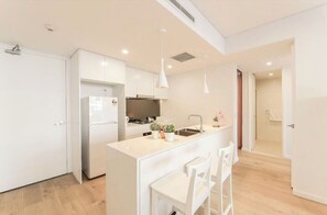 Microwave, oven, dishwasher, electric kettle