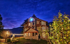Front of property - Hygge Home Manali (Manali)