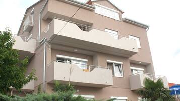 Căn hộ (One Bedroom Apartment with Sea View) | Ngoại thất