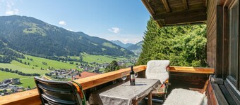 Apartment in a rustic and cosy mountain hut