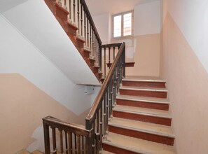 Apartment (Seaside Charm Apartment in Rovinj) | Staircase