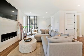 Uklassifisert bilde, 2 av 67, knapp