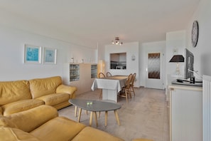 Apartment | Living room